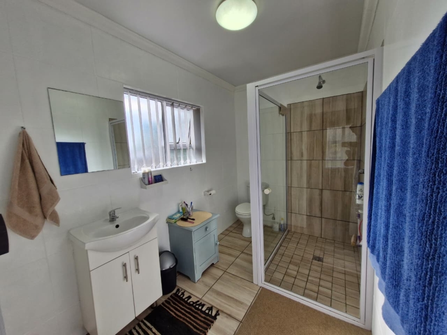 3 Bedroom Property for Sale in Stilbaai Wes Western Cape